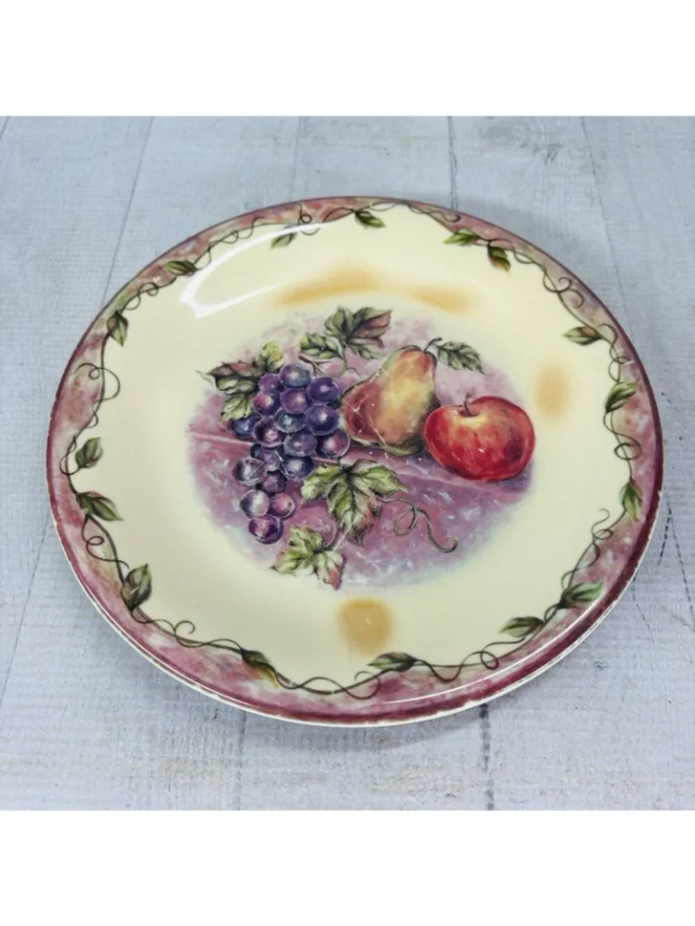 JC Penny Home Collection FRUIT MULTI Purple Melamine Salad Lunch Plates Set of 4